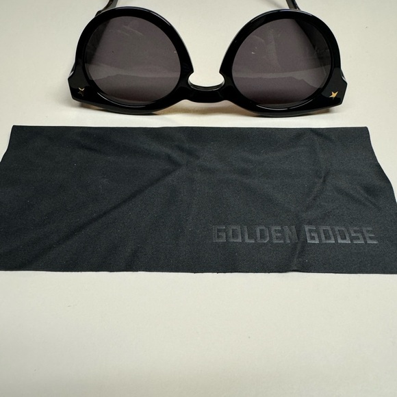 Golden Goose Cameron Panthos Sunglasses Unisex - Picture 5 of 7